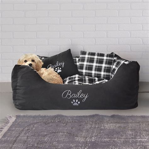 personalised dog bed with name.